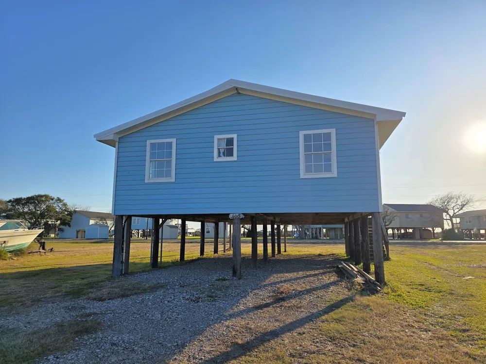 405 Blue Water Boulevard Sargent, TX 77414