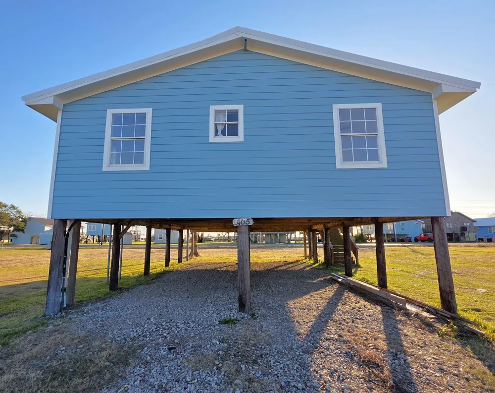 405 Blue Water Boulevard Sargent, TX 77414