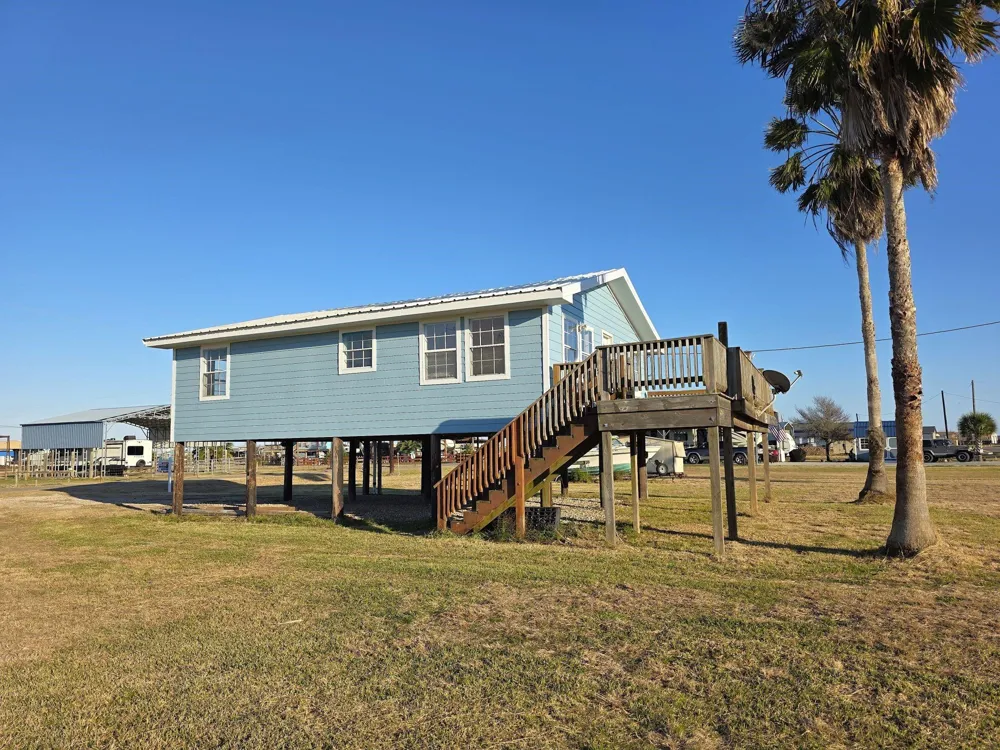 405 Blue Water Boulevard Sargent, TX 77414