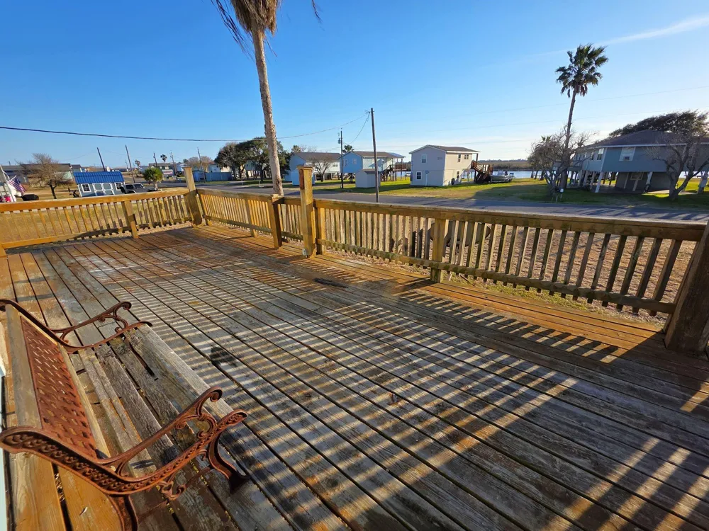 405 Blue Water Boulevard Sargent, TX 77414