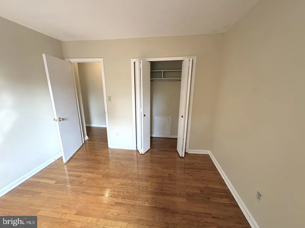 3156 CEDAR GROVE DRIVE Fairfax, VA 22031