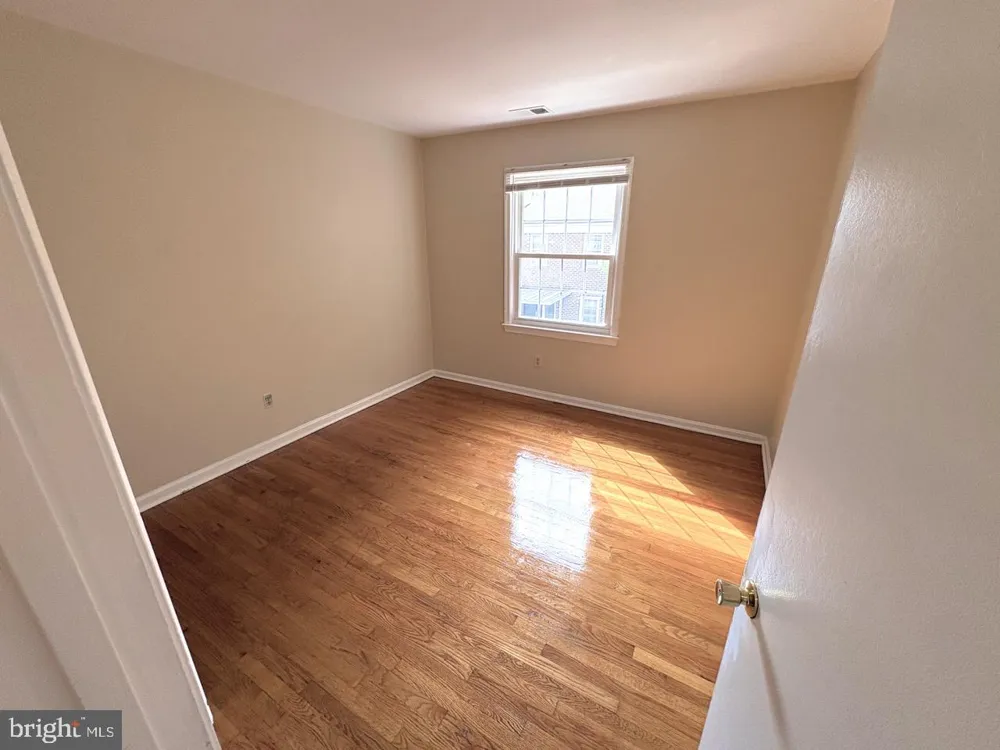 3156 CEDAR GROVE DRIVE Fairfax, VA 22031