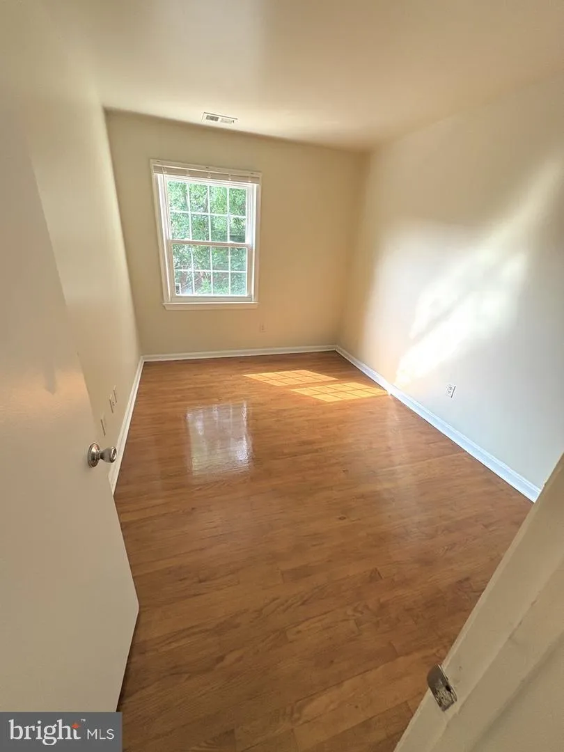 3156 CEDAR GROVE DRIVE Fairfax, VA 22031