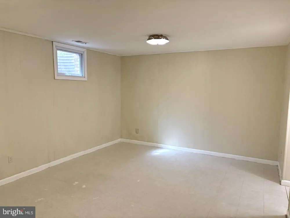 3156 CEDAR GROVE DRIVE Fairfax, VA 22031
