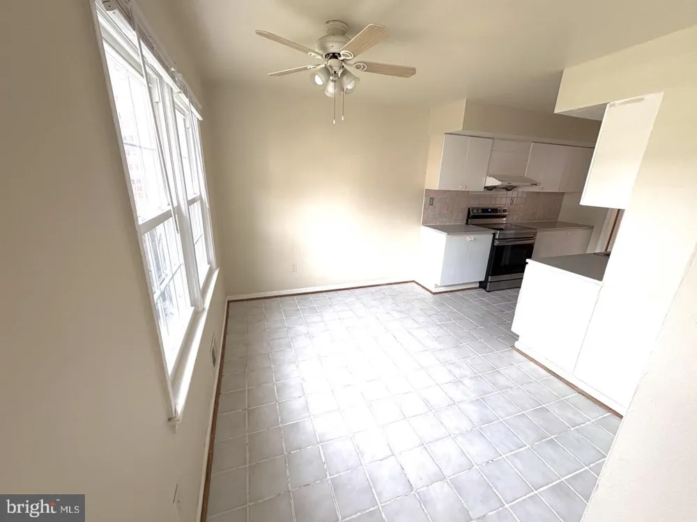 3156 CEDAR GROVE DRIVE Fairfax, VA 22031