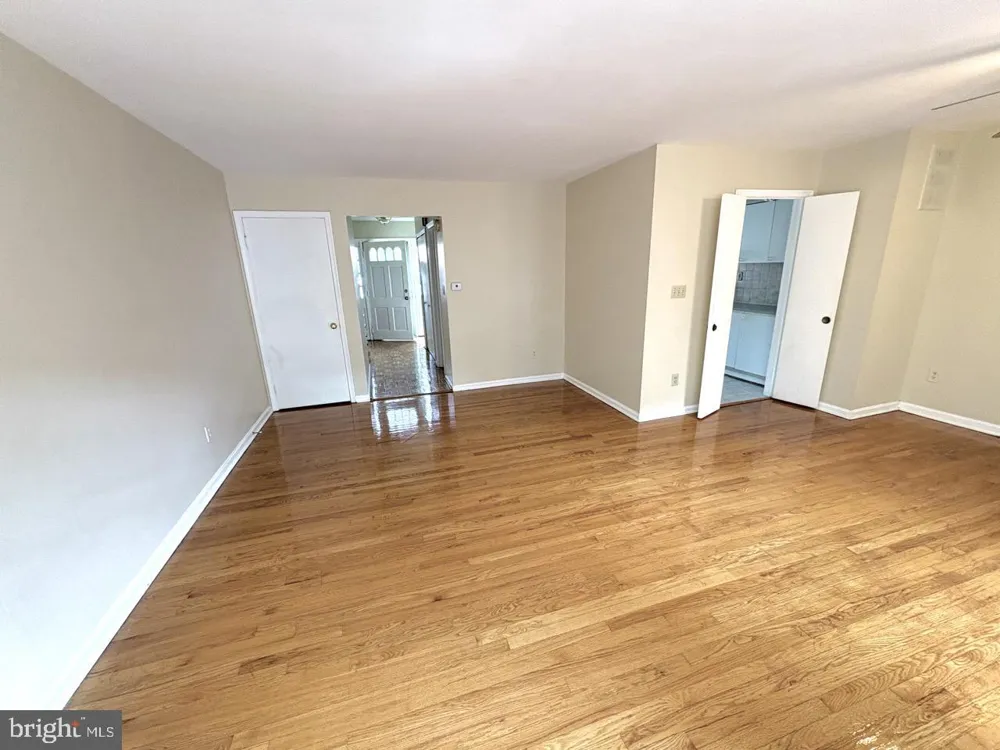 3156 CEDAR GROVE DRIVE Fairfax, VA 22031