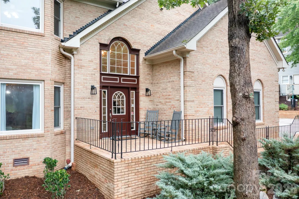 7048 Mariners Court Tega Cay, SC 29708