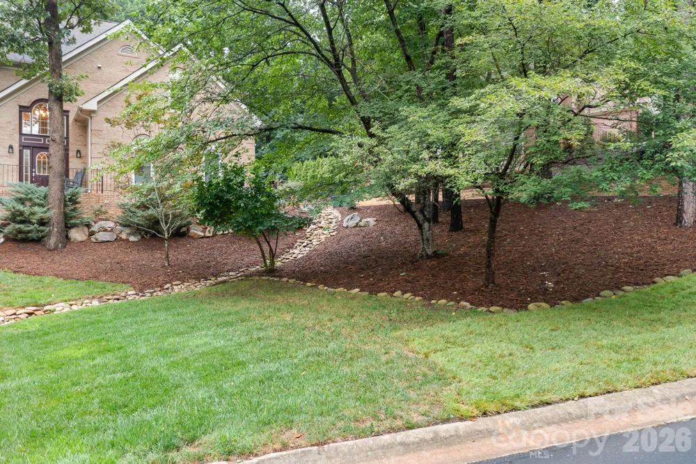 7048 Mariners Court Tega Cay, SC 29708