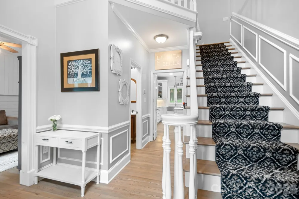 7048 Mariners Court Tega Cay, SC 29708