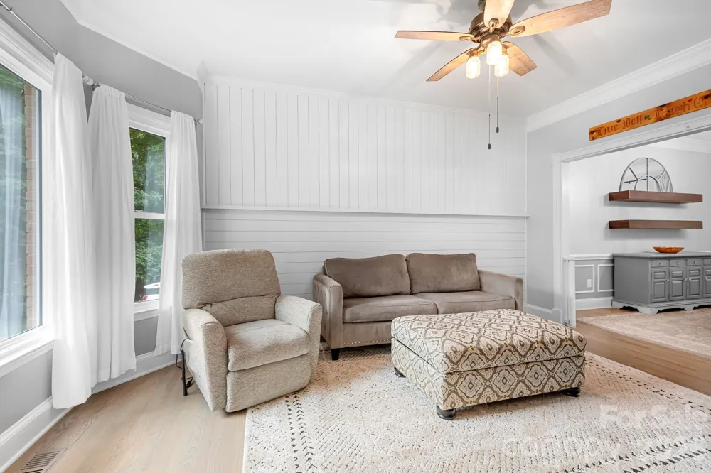 7048 Mariners Court Tega Cay, SC 29708