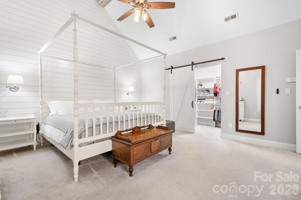 7048 Mariners Court Tega Cay, SC 29708