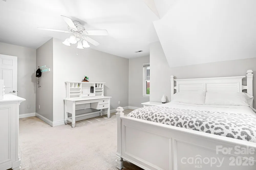 7048 Mariners Court Tega Cay, SC 29708