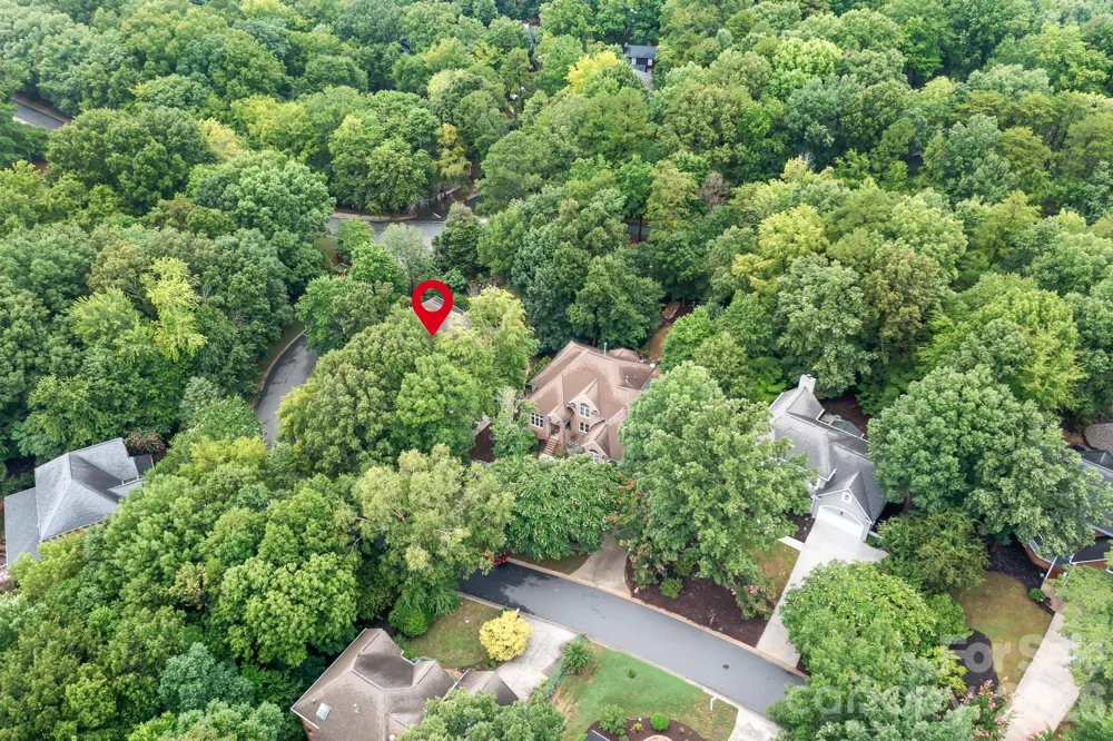 7048 Mariners Court Tega Cay, SC 29708