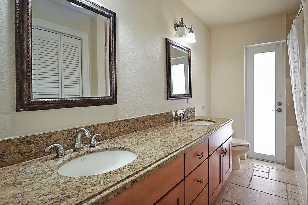 5110 NE 30th Avenue NE Lighthouse Point, FL 33064