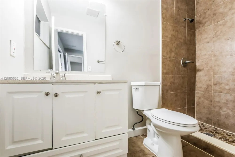 4896 NW 6th Ct Plantation, FL 33317