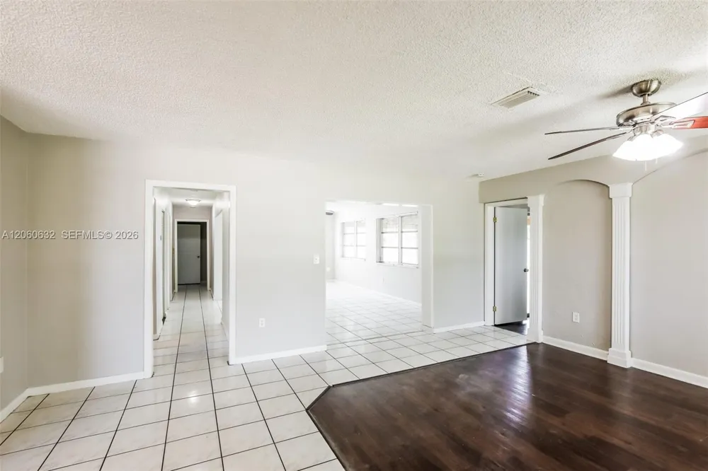 4896 NW 6th Ct Plantation, FL 33317