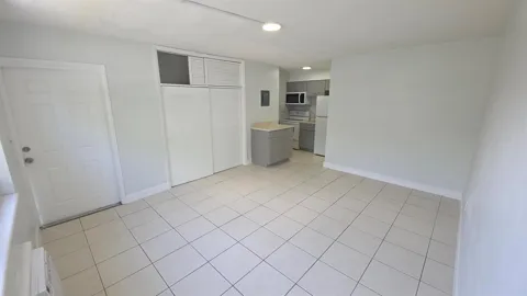 7311 VENETIAN STREET #6