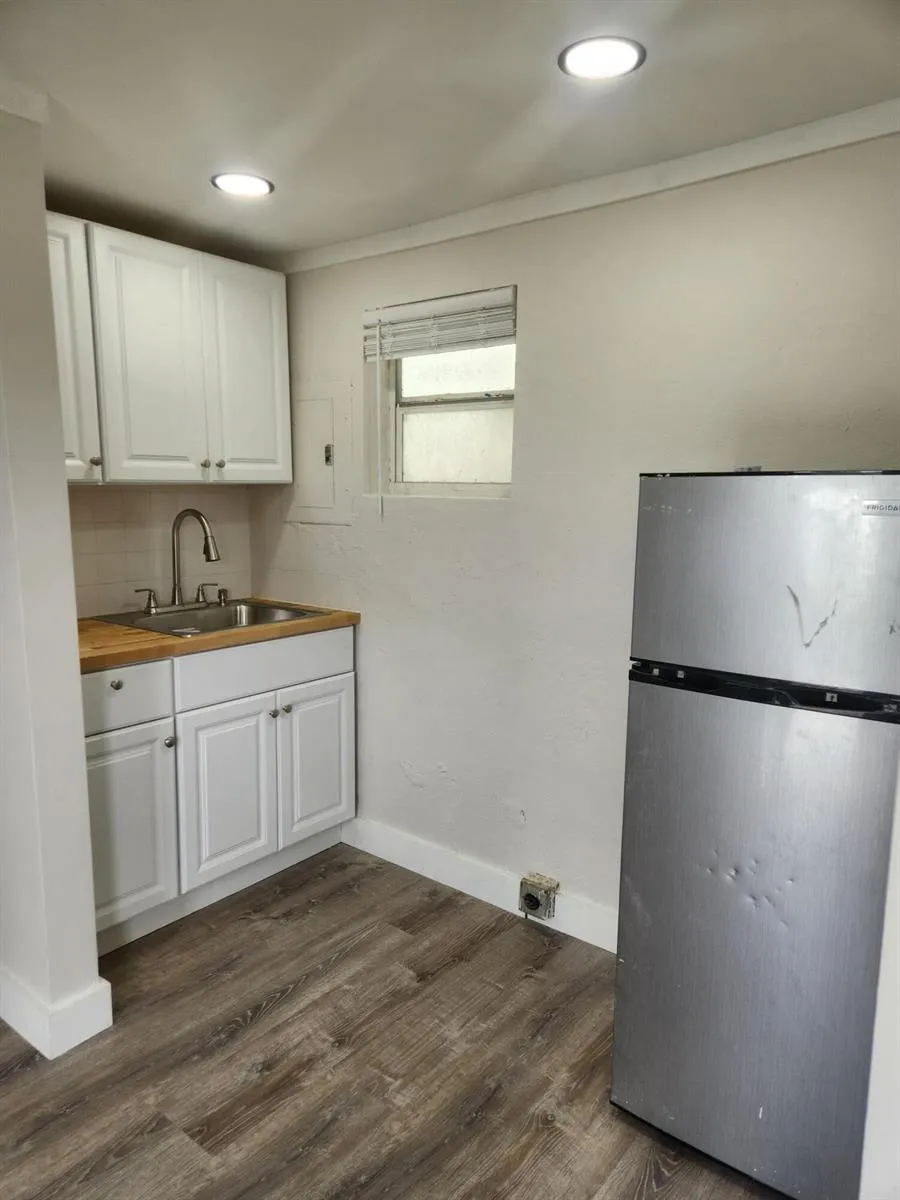 134 W 24TH W #1 Riviera Beach, FL 33404