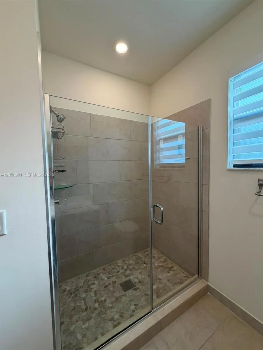 15816 NW 91st Ave Miami Lakes, FL 33018