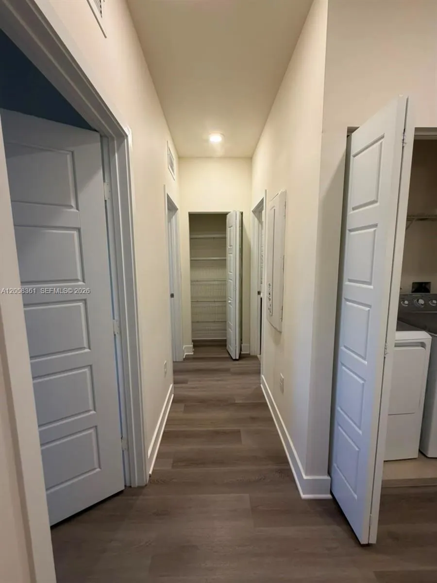 15816 NW 91st Ave Miami Lakes, FL 33018