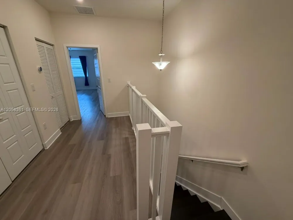 15816 NW 91st Ave Miami Lakes, FL 33018