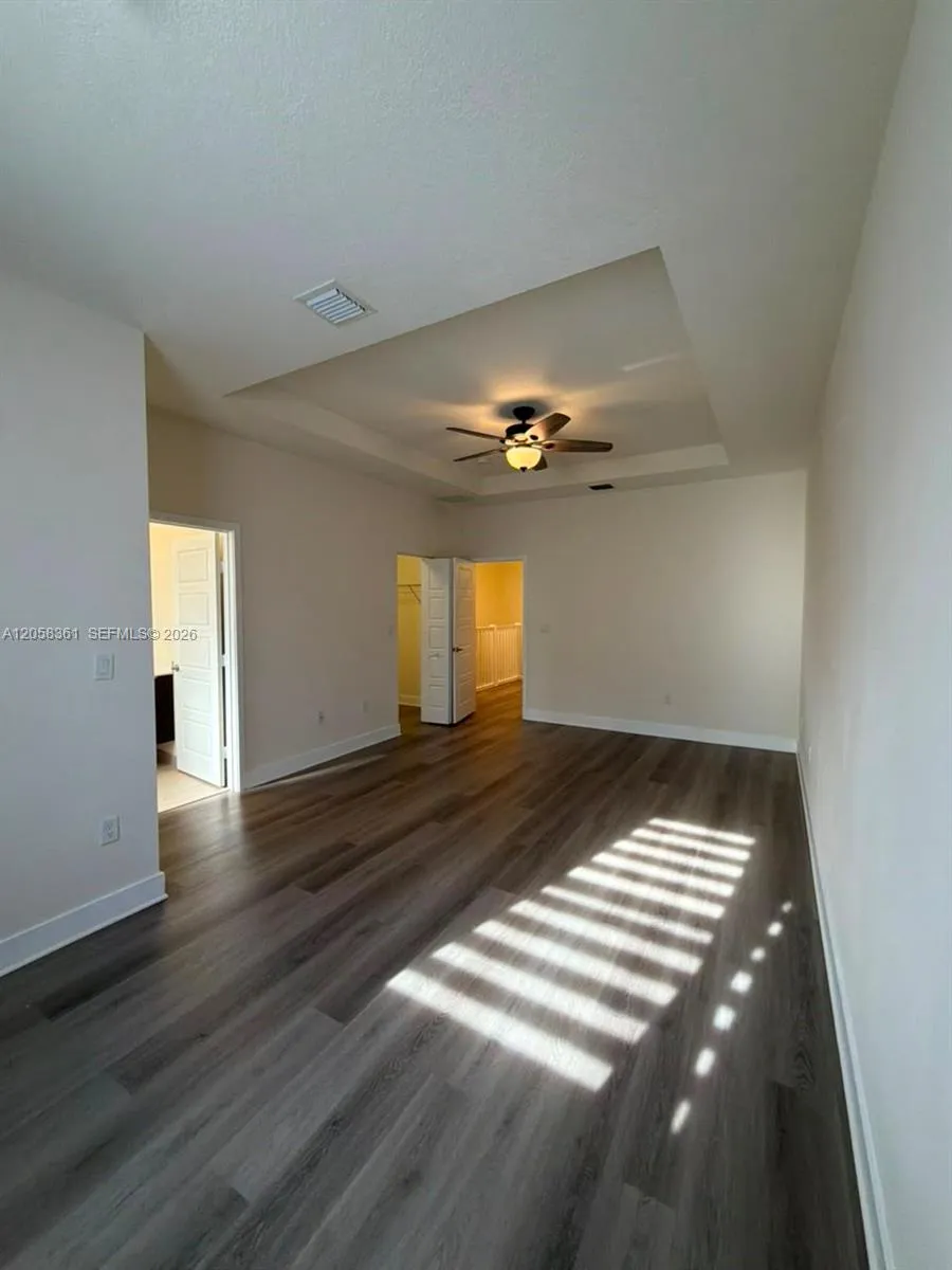 15816 NW 91st Ave Miami Lakes, FL 33018