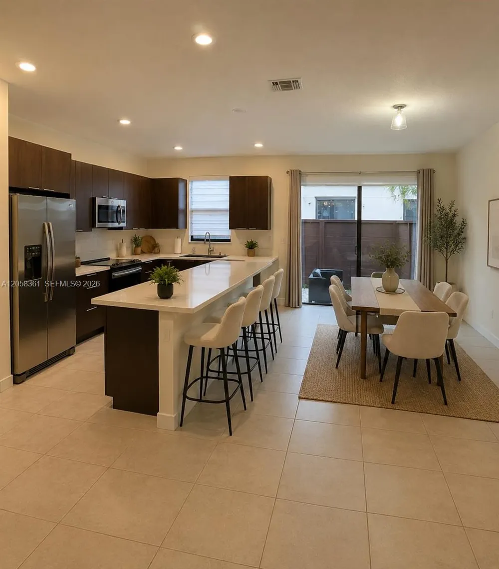 15816 NW 91st Ave Miami Lakes, FL 33018