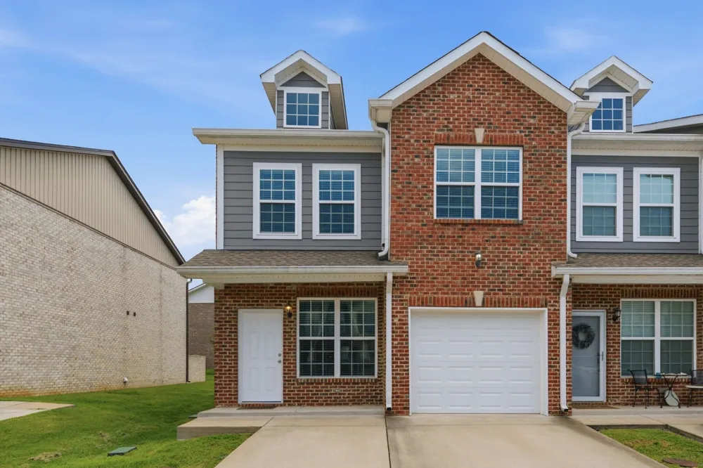 1300 Villa Cir Lebanon, TN 37090