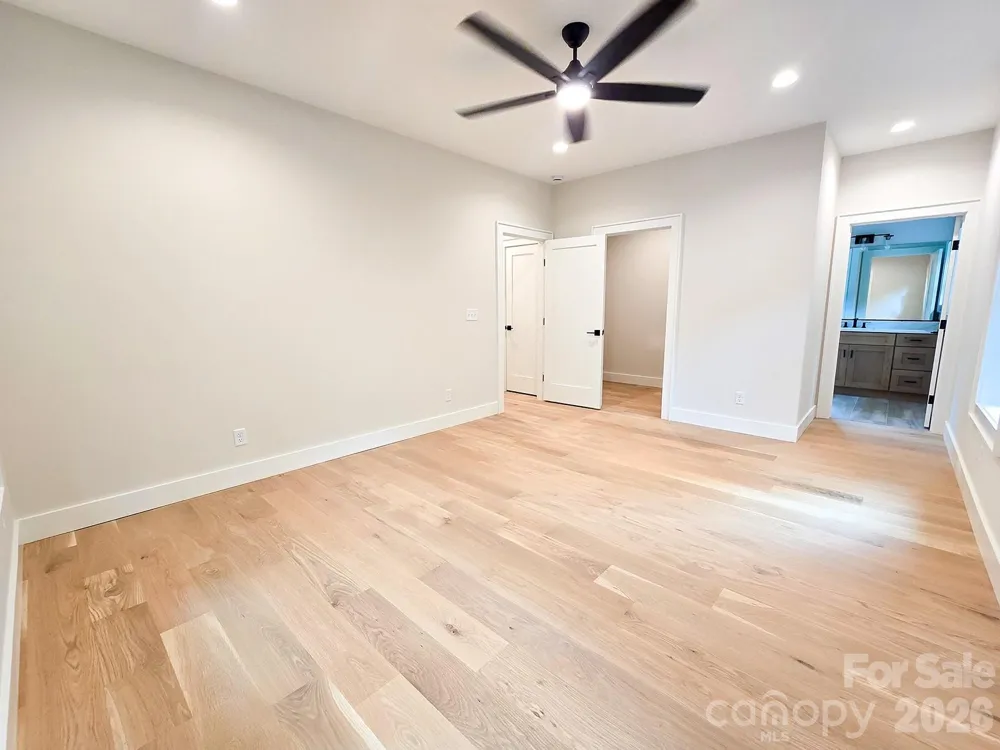 505 S Oconeechee Avenue Black Mountain, NC 28711