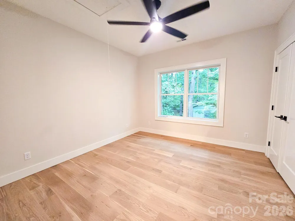 505 S Oconeechee Avenue Black Mountain, NC 28711