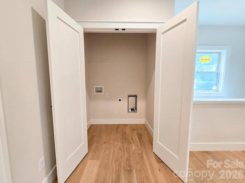 505 S Oconeechee Avenue Black Mountain, NC 28711