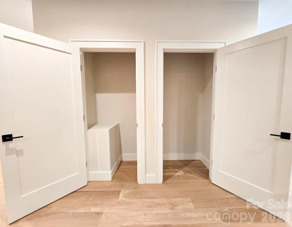 505 S Oconeechee Avenue Black Mountain, NC 28711