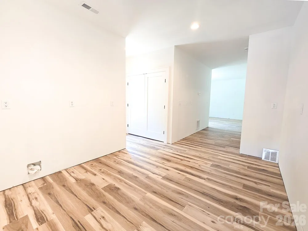 505 S Oconeechee Avenue Black Mountain, NC 28711