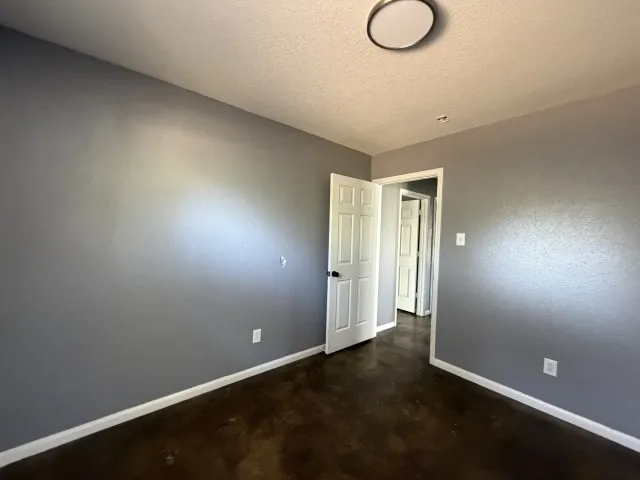 207 S Creek Street Fredericksburg, TX 78624