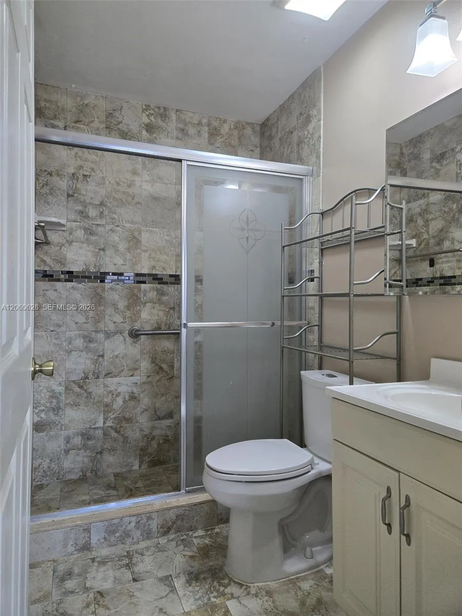 8810 NW 114th Ter Hialeah Gardens, FL 33018