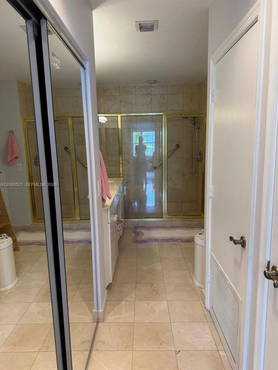 19973 NE 37th Ave Aventura, FL 33180