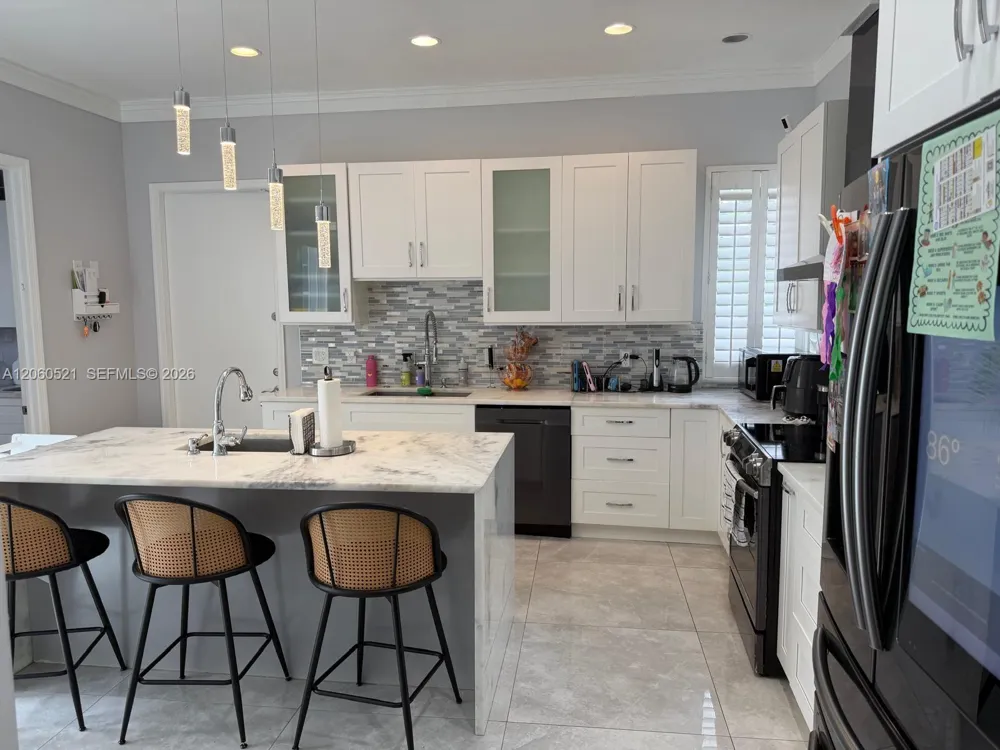 19973 NE 37th Ave Aventura, FL 33180
