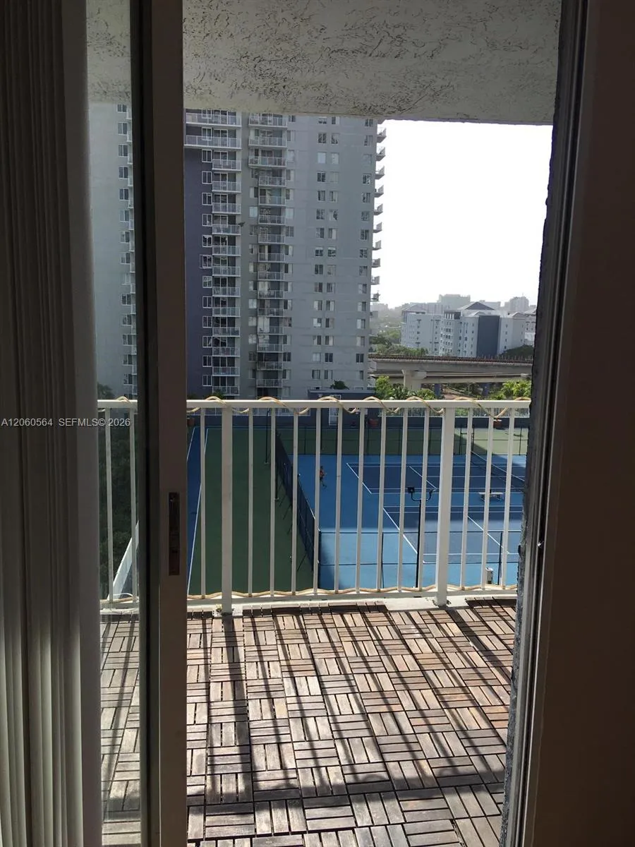 800 Miami Ave #E-1001 Miami, FL 33136
