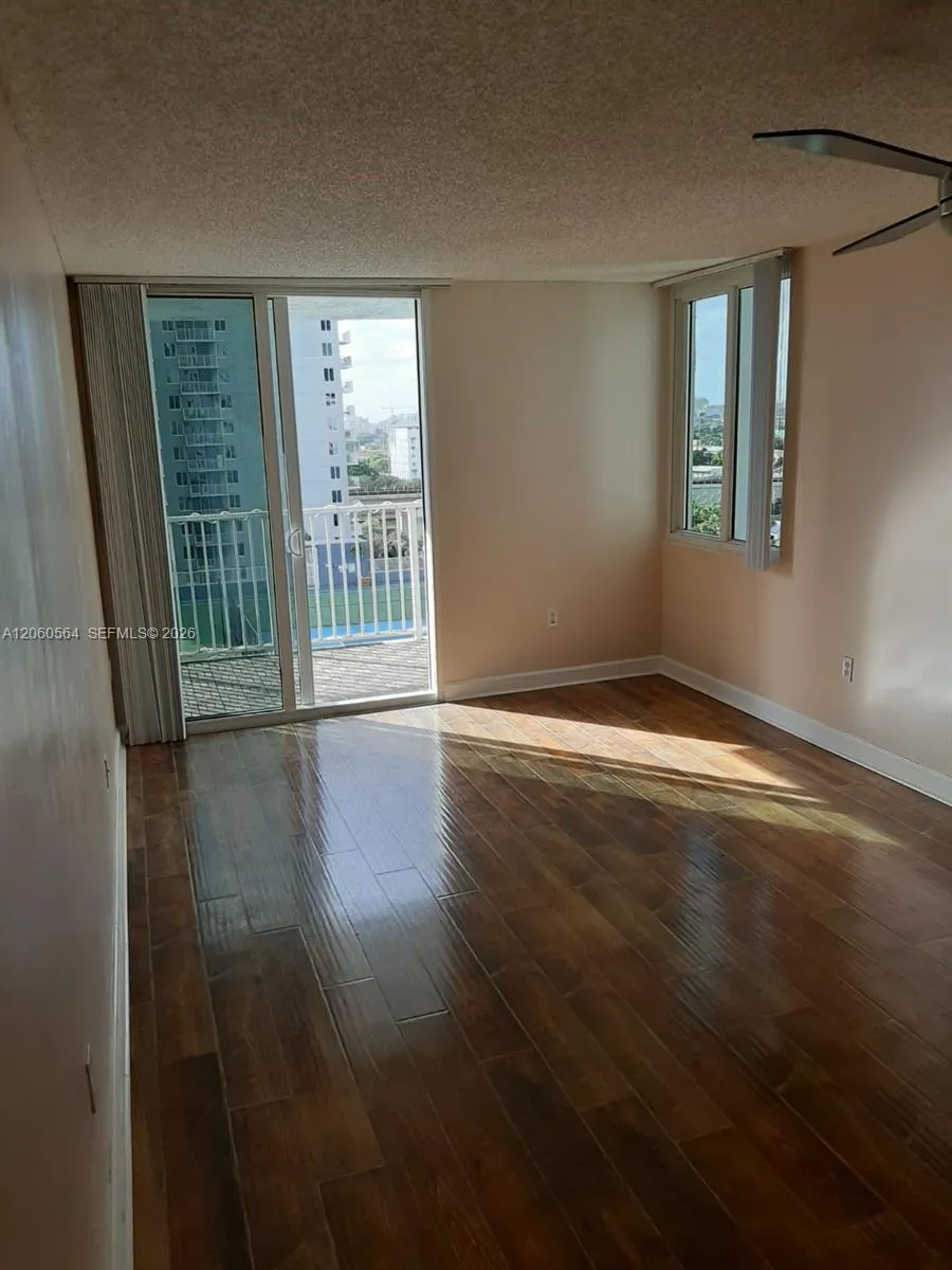 800 Miami Ave #E-1001 Miami, FL 33136