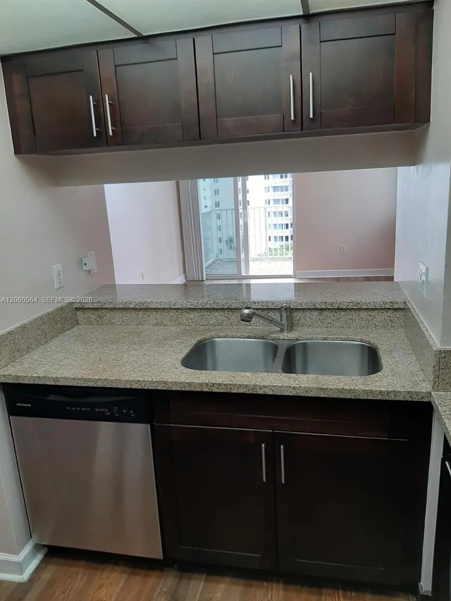 800 Miami Ave #E-1001 Miami, FL 33136