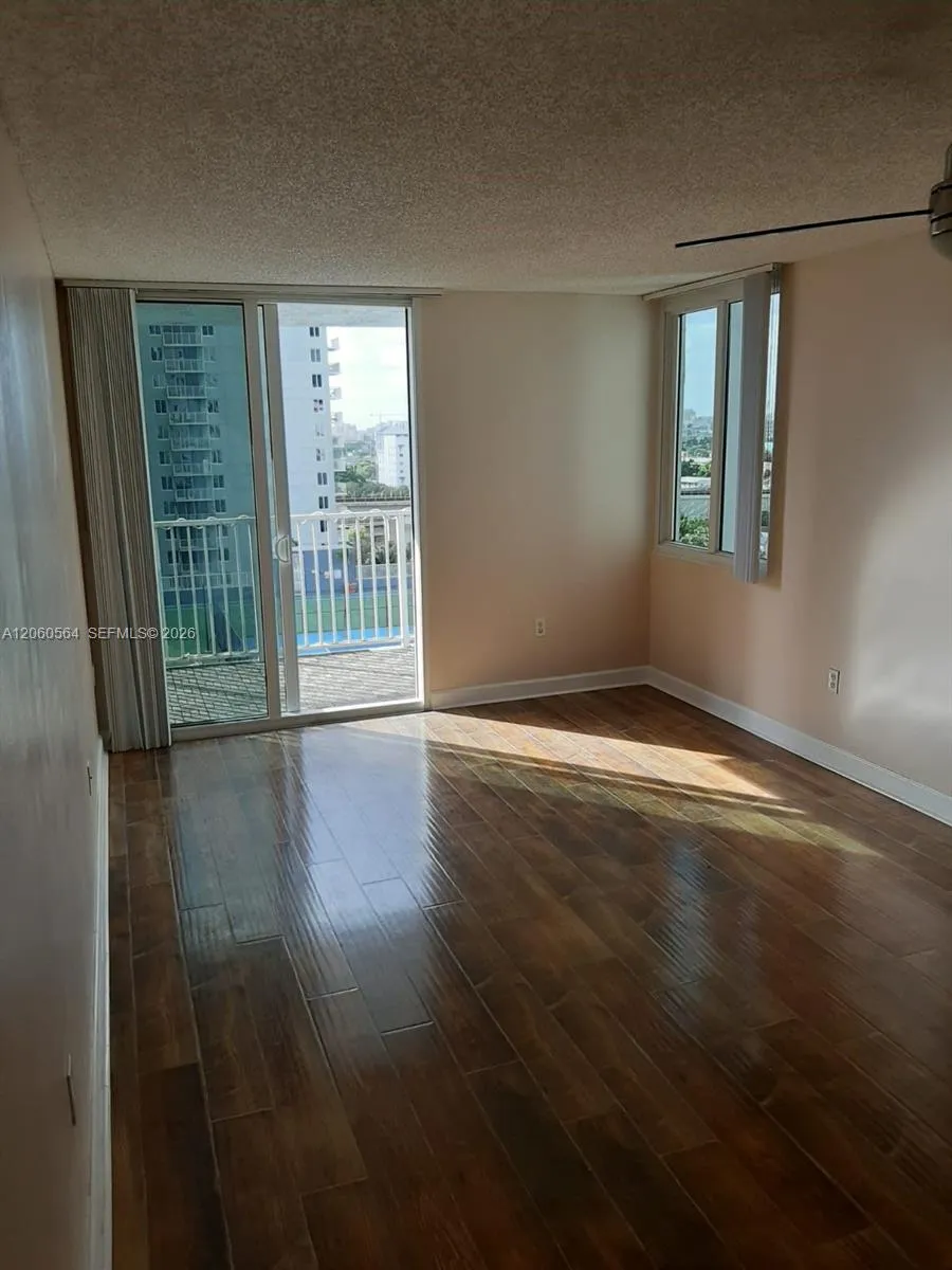 800 Miami Ave #E-1001 Miami, FL 33136