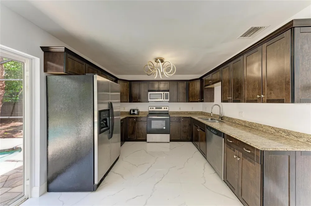 6540 MAUNA LOA BOULEVARD Sarasota, FL 34241