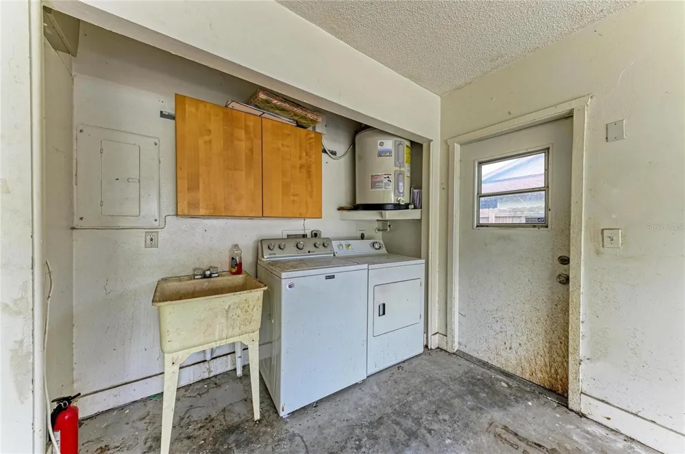 6540 MAUNA LOA BOULEVARD Sarasota, FL 34241