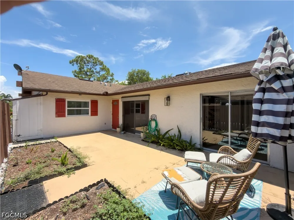 Foxlake Drive North Fort Myers, FL 33917