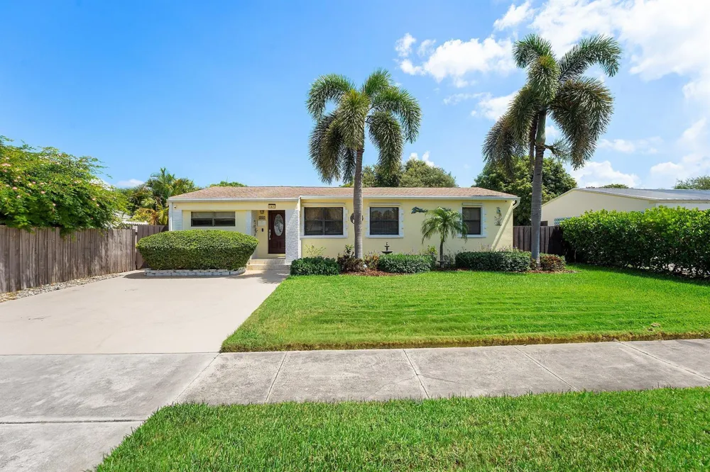 141 Date Palm Drive Lake Park, FL 33403