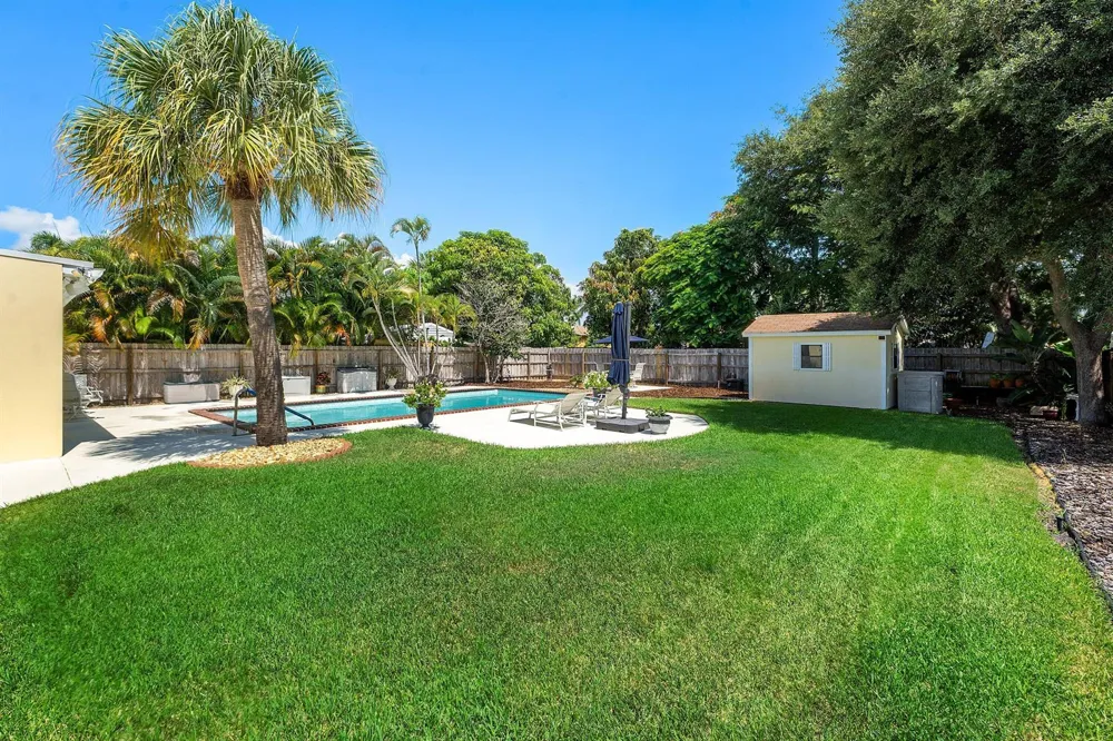 141 Date Palm Drive Lake Park, FL 33403