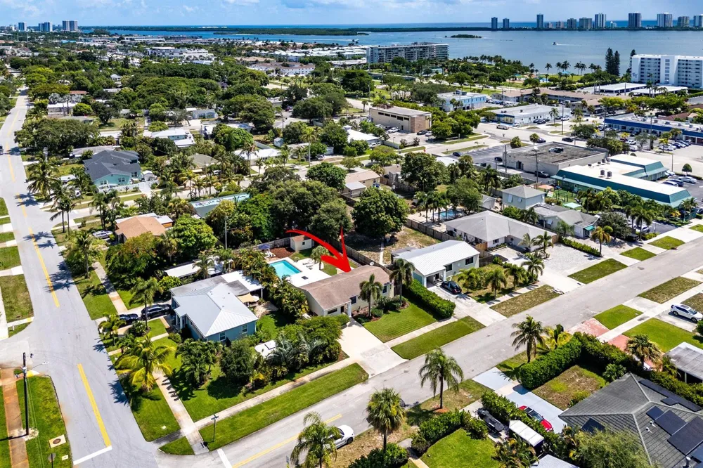 141 Date Palm Drive Lake Park, FL 33403