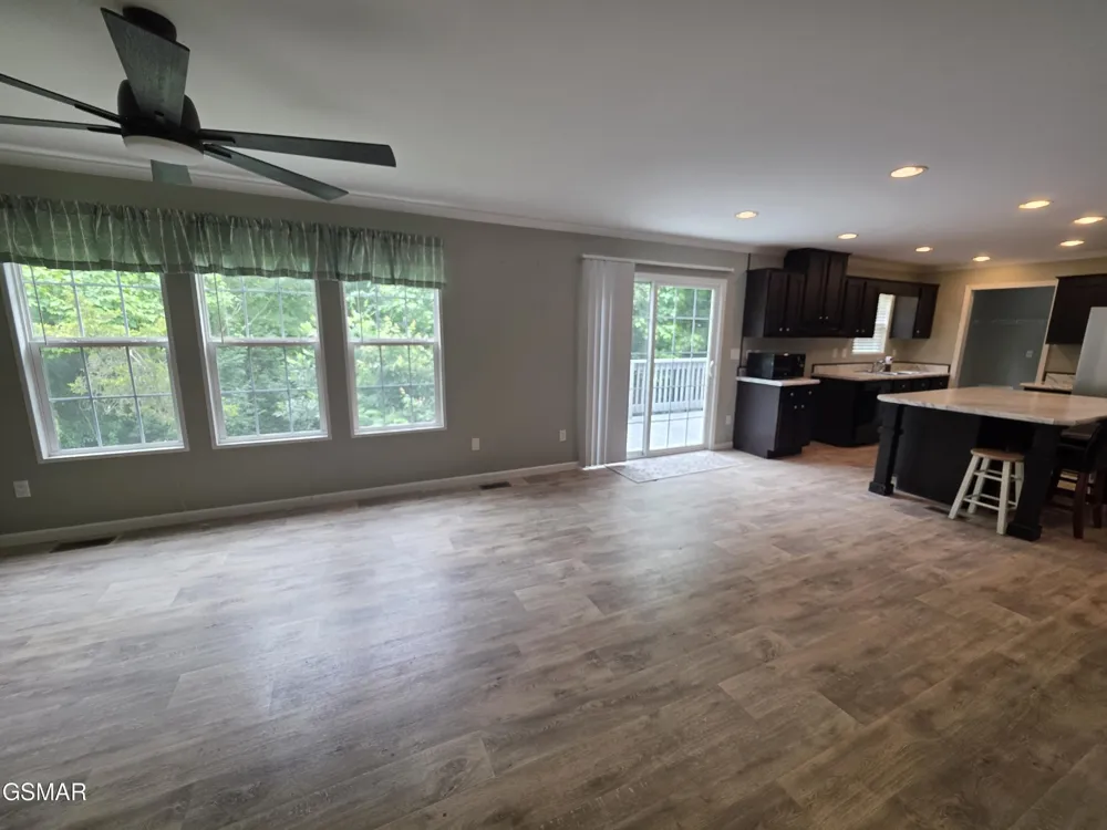 400 Contentment Lane Knoxville, TN 37920