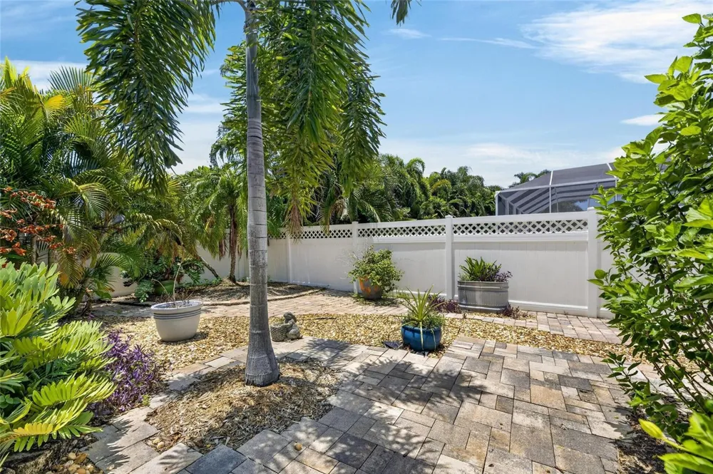 5226 BRIGHTON SHORE DRIVE Apollo Beach, FL 33572