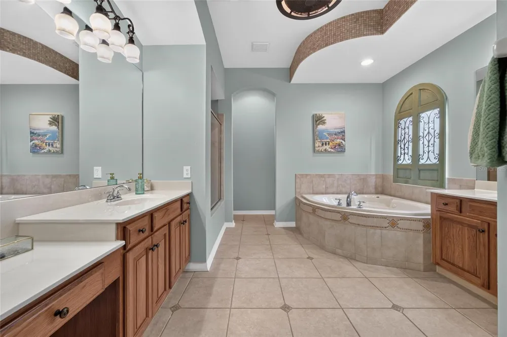 5226 BRIGHTON SHORE DRIVE Apollo Beach, FL 33572